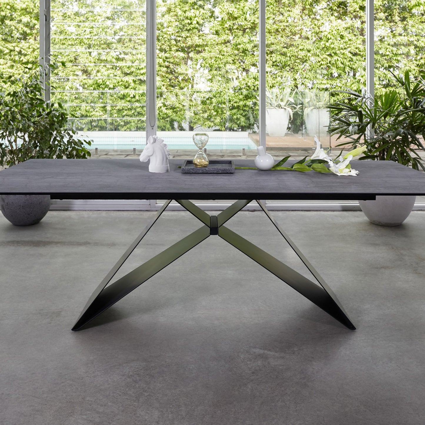 Etna Dining Table